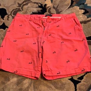Men’s size 40 shorts.
